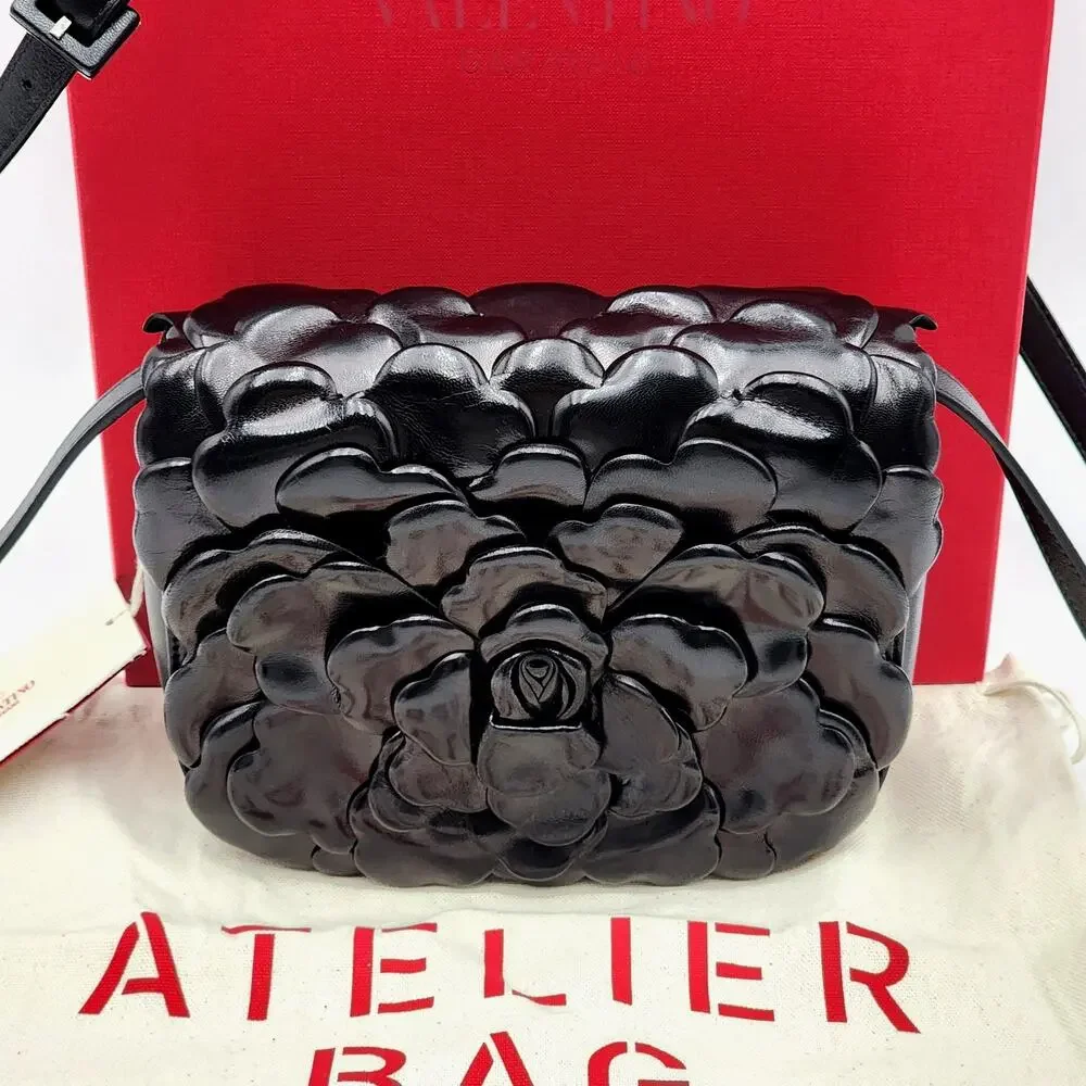 VALENTINO GARAVANI ATELIER BAG 03 ROSE EDITION BLACK NWT - Picture 3 of 16